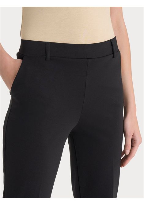 Pantalone dritto con tasche in Compact Light RAGNO | Pantalone | D293PP020 - NERO
