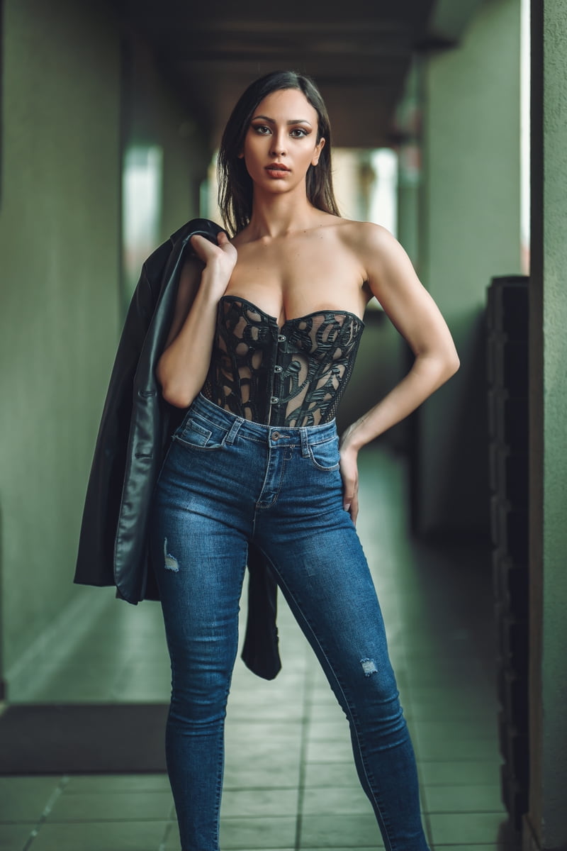 Photo by Redline, Tresy Curcelli, Antonio Alesci | Redline - Kavyar