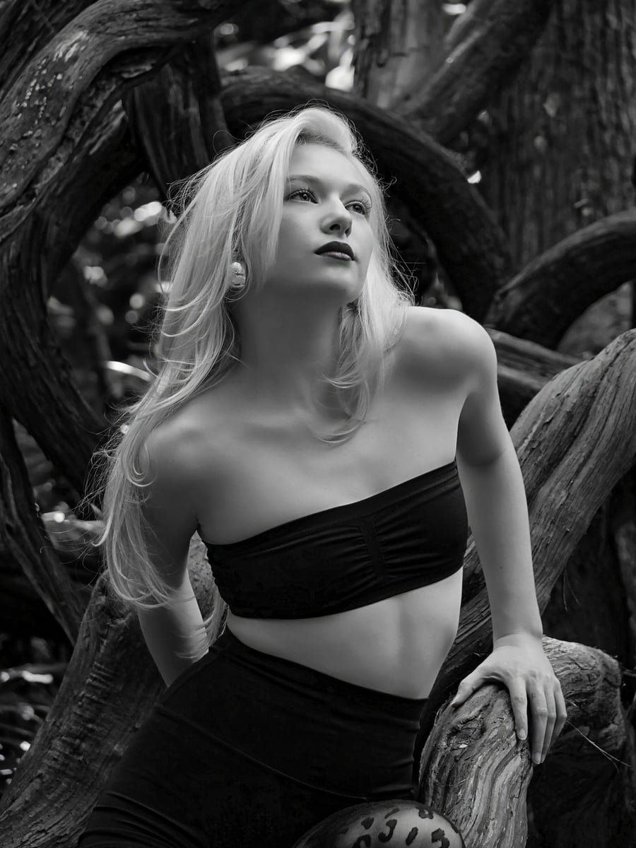 Tiffany Thompson Kavyar
