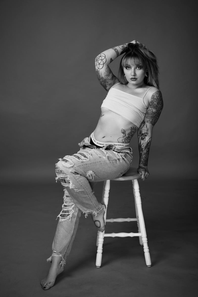 Aiden Adore - Kavyar