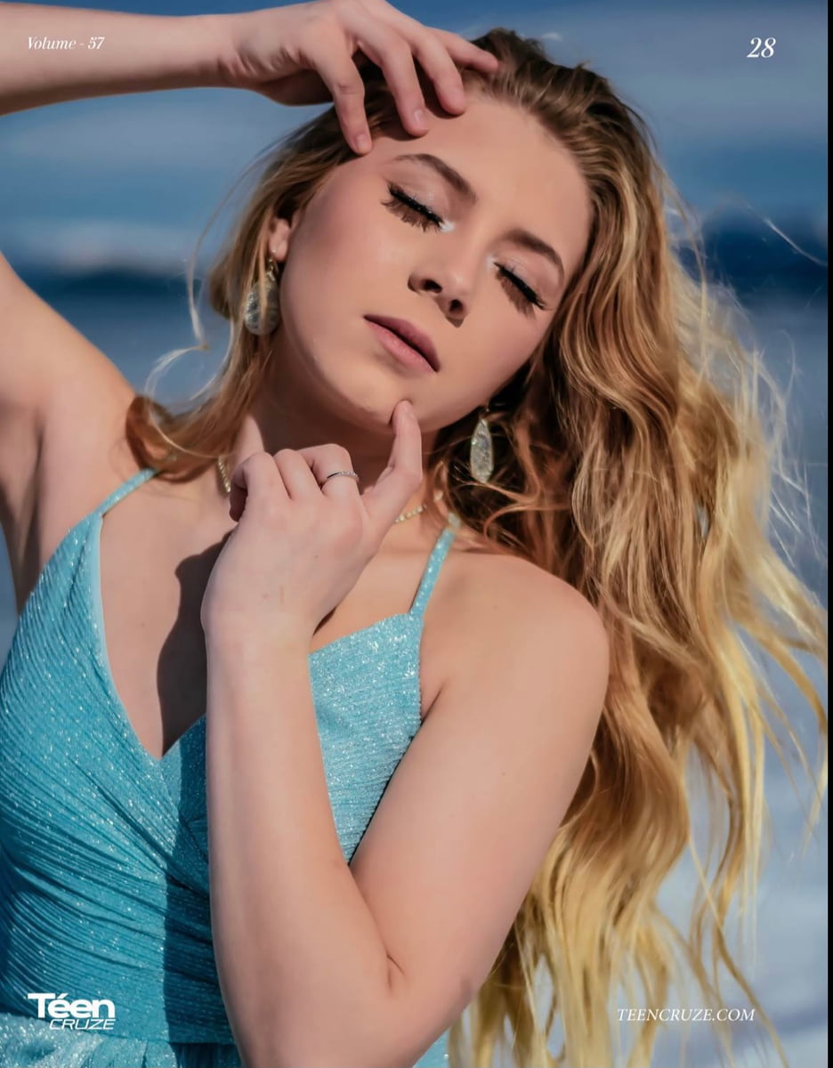 Photo by TEEN Cruze Magazine, Casey Pobran, Bella Lyn, Bella Lyn - Kavyar