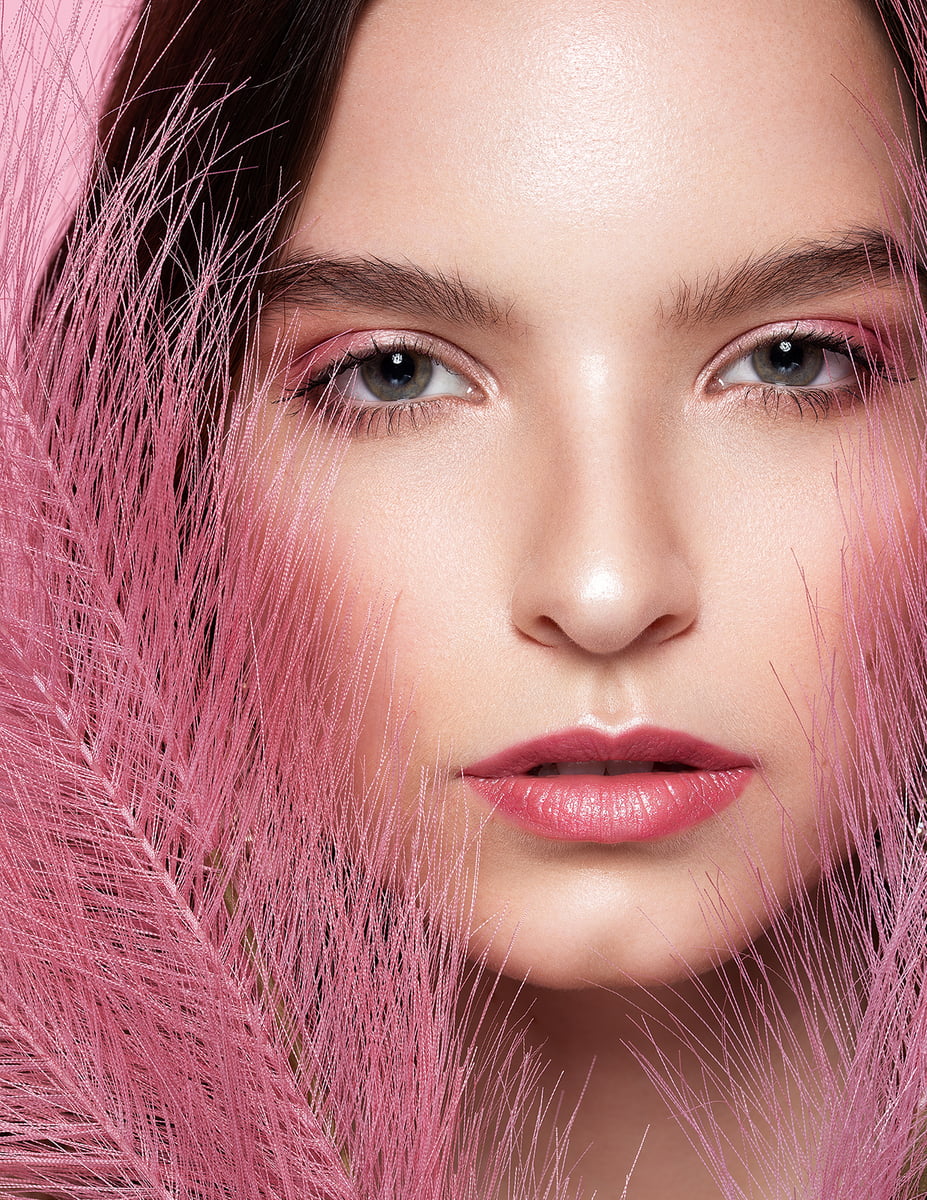 Qindan oqib chiqayotgan spermani yalash