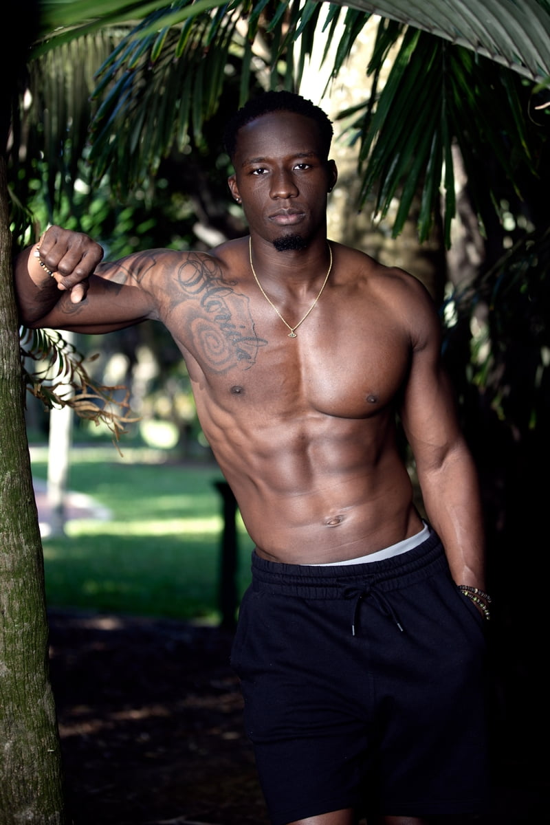 Devontae Gilmore - Kavyar