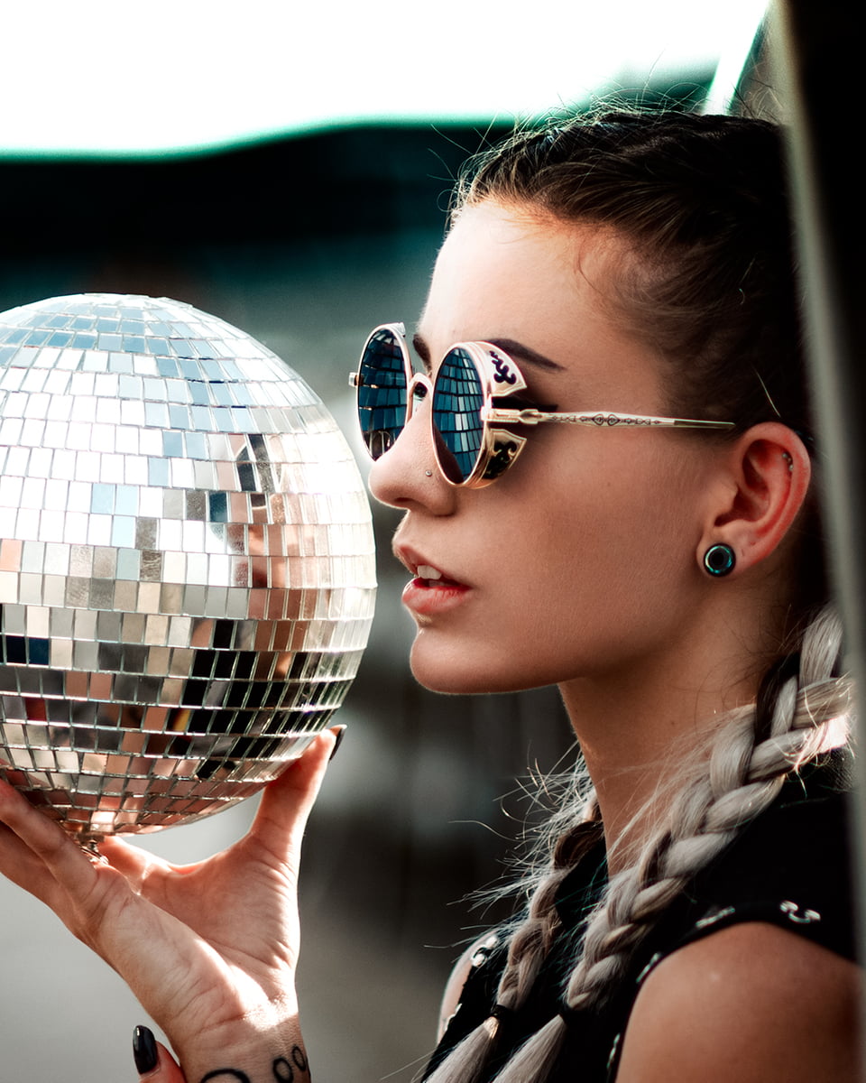 Photo by Fouroh, Darnit Domi - Kavyar