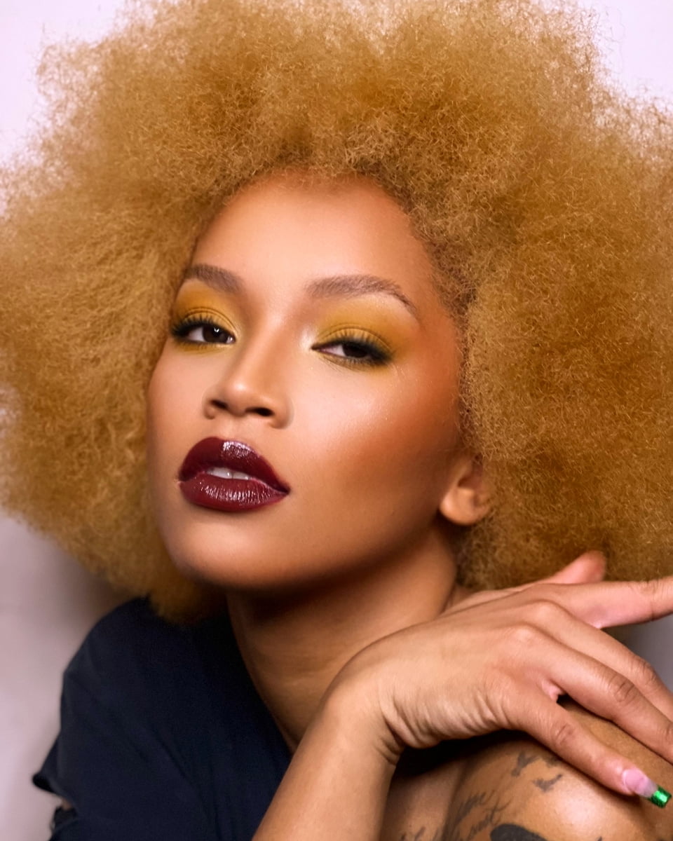 Jezelle Tiara Gordon Kavyar