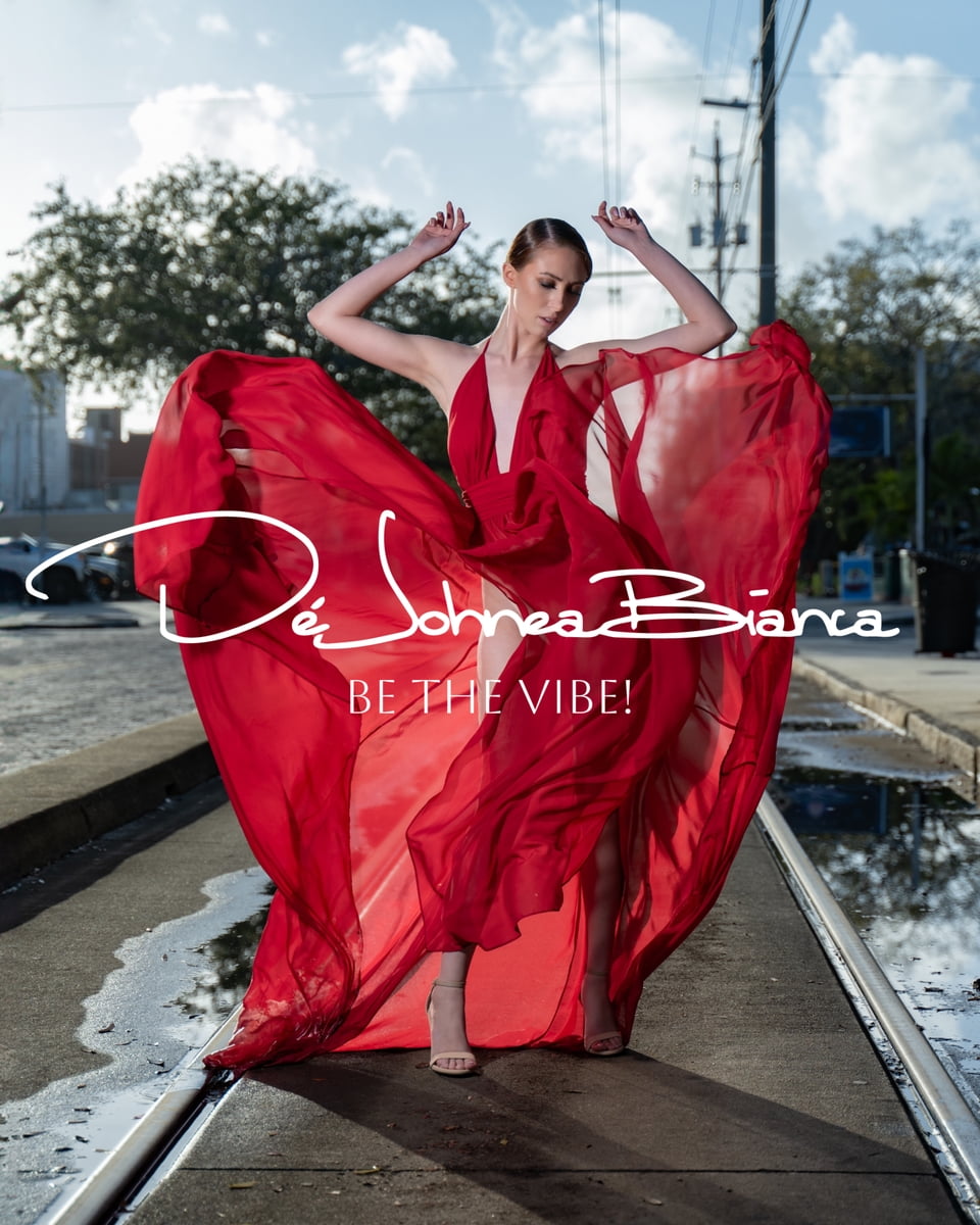 Chloé Taylor - Kavyar