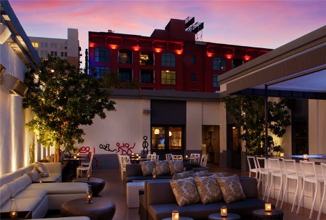 Comfy Courtyard And Tasty Food At Lexington Social House