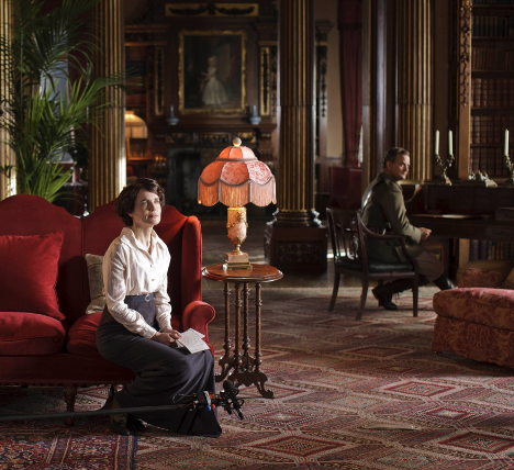 War, Wealth And Passing Time: The Look Of "Downton Abbey"