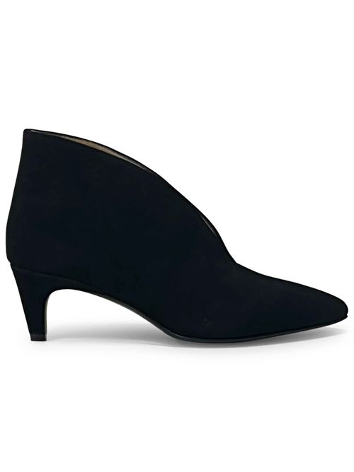 Tronchetto in camoscio nero | L'Arianna TR2426 | Made in Italy L'Arianna | EC2426001