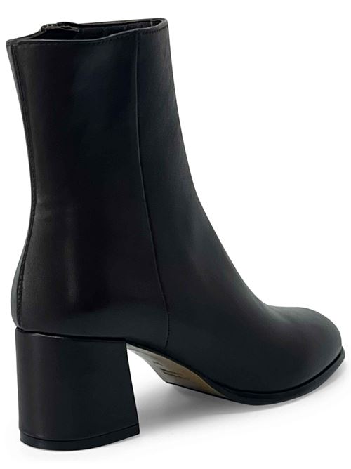 Tronchetto in pelle testa di moro | L'Arianna TR2435 | Made in Italy L'Arianna | EC2435100