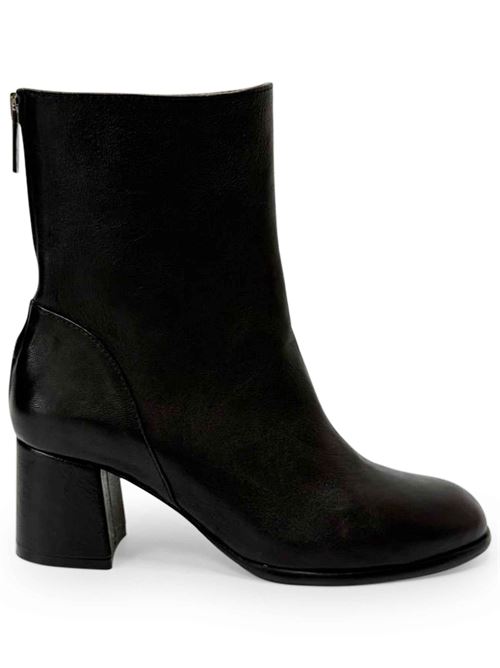 Tronchetto in pelle ranch nero | L'Arianna TR2601 | Made in Italy L'Arianna | EC2601001