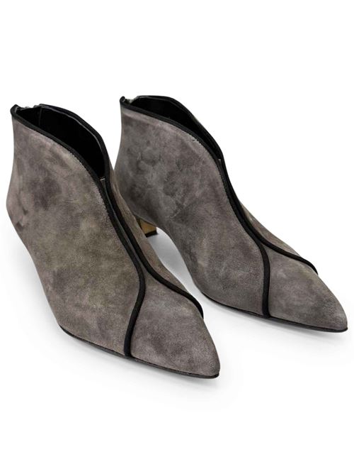 Tronchetto in camoscio grigio | L'Arianna TR2607/RT | Made in Italy L'Arianna | EC2607/RT021