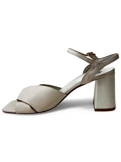 Sandalo in pelle Bilbao Milk | L'arianna DS2683/G | Made in Italy L'Arianna | EC2683/G100