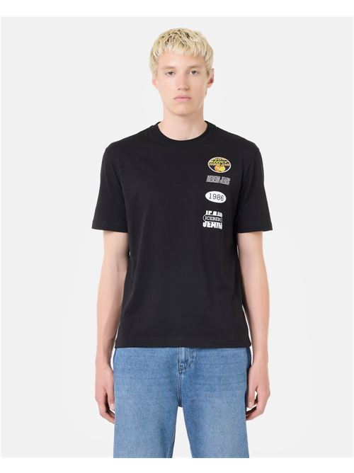 T-shirt nera