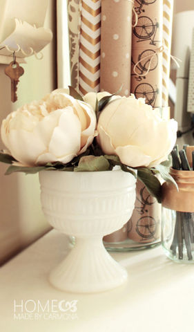 Height 480 82 2f2014 09 16 095801 desk%2baccessories%2b %2bflowers