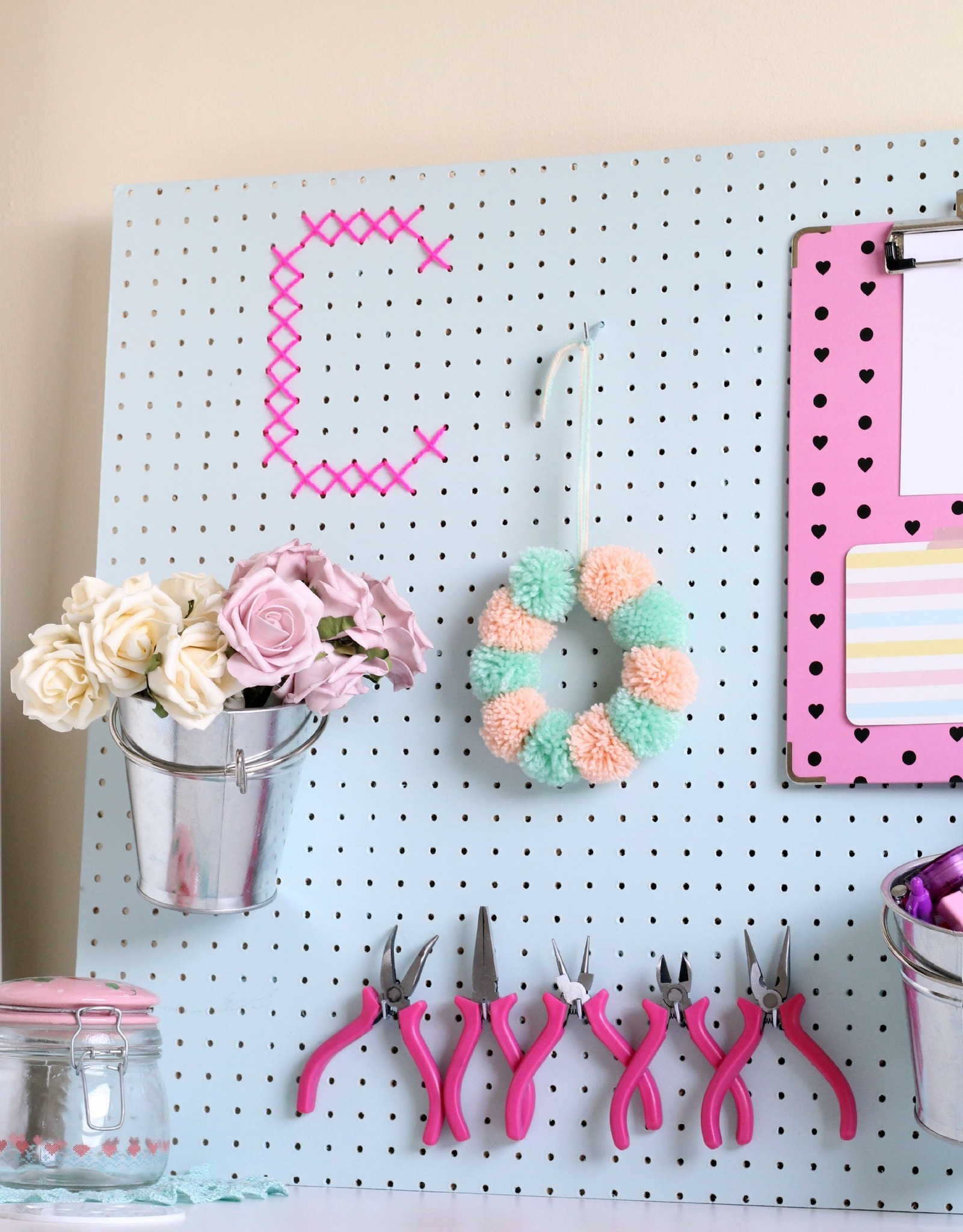 89 2f2014 10 13 094604 claireabellemakes craft studio pegboard