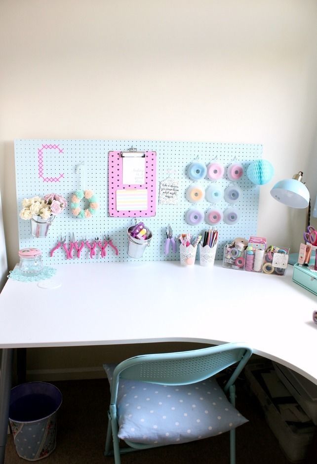 Height 940 89 2f2014 10 13 094604 claireabellemakes craft studio desk space