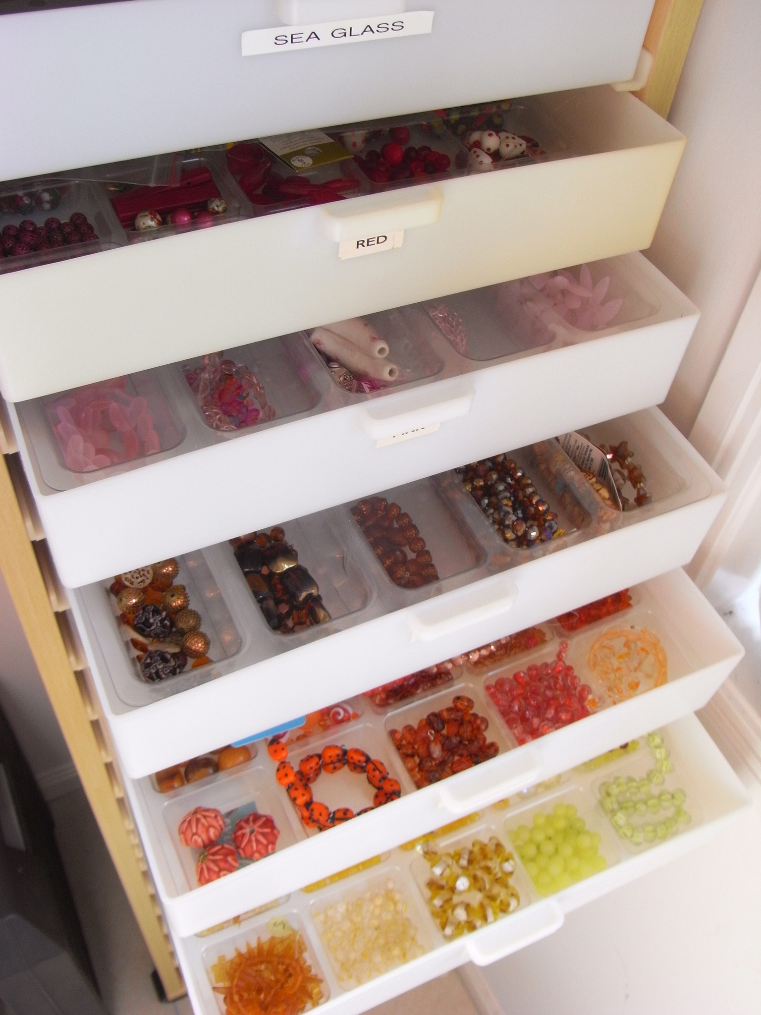 119 2f2015 04 17 182752 bead drawers