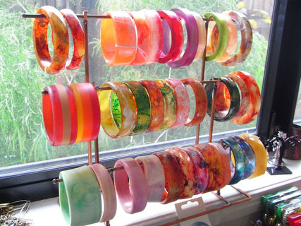 Height 320 119 2f2015 04 18 060053 resin bangles