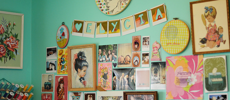 Cover display 20wall