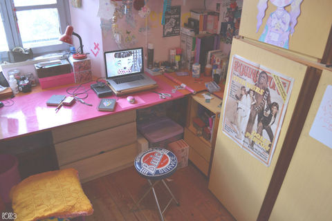 Height 320 53 2f2014 04 16 155744 desk3