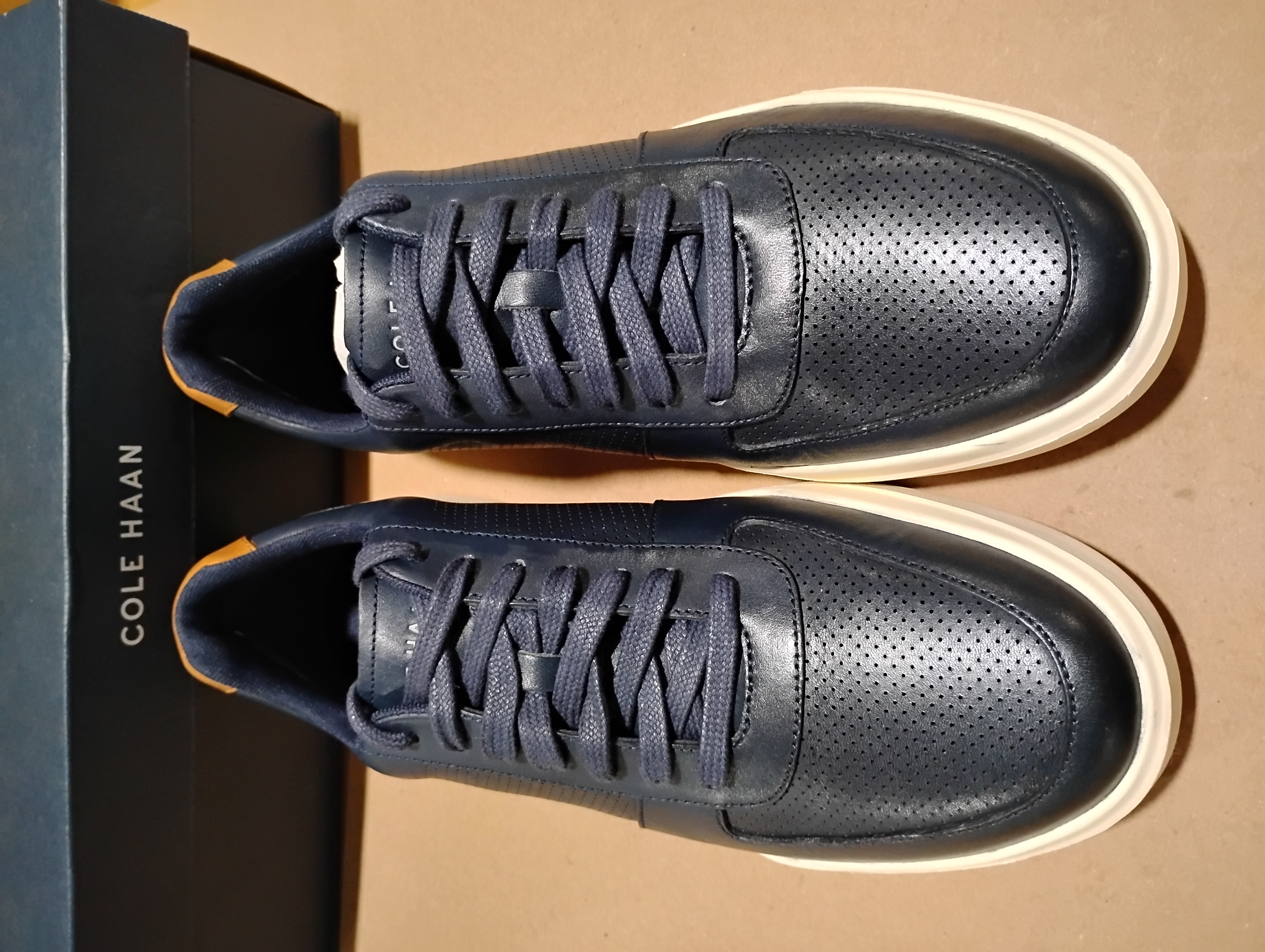 UsedLikeNew_Cole Haan Men's Grand Crosscourt Modern Perforated