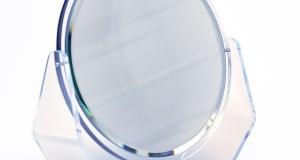 Pivoting Mirror