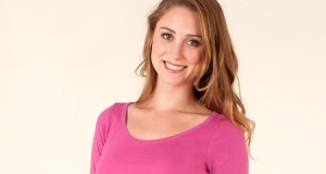 Sasha Fitted 3/4 Sleeve Tee