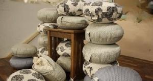 OmSweetOm Mediattion Cushion
