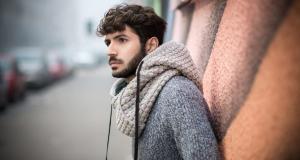 MERINO HOODED SCARF