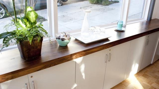 Bay Area Custom Furniture facility photograph