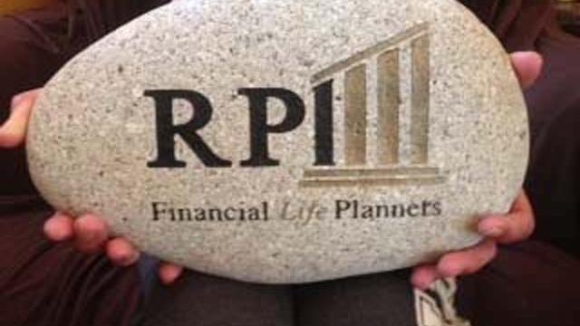 Custom Rock Engraving facility photograph