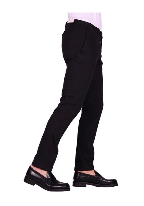 Pantalone BG04 | Chino Slim Fit in Cotone Stretch Nero BRIGLIA | Pantaloni | BG04-40000810