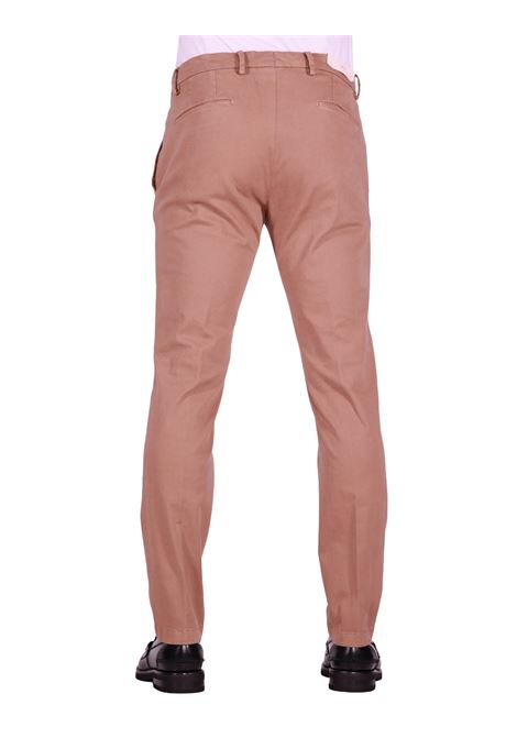 Pantalone BG04 | Chino Slim Fit in Cotone Stretch Castoro BRIGLIA | Pantaloni | BG04-40000853