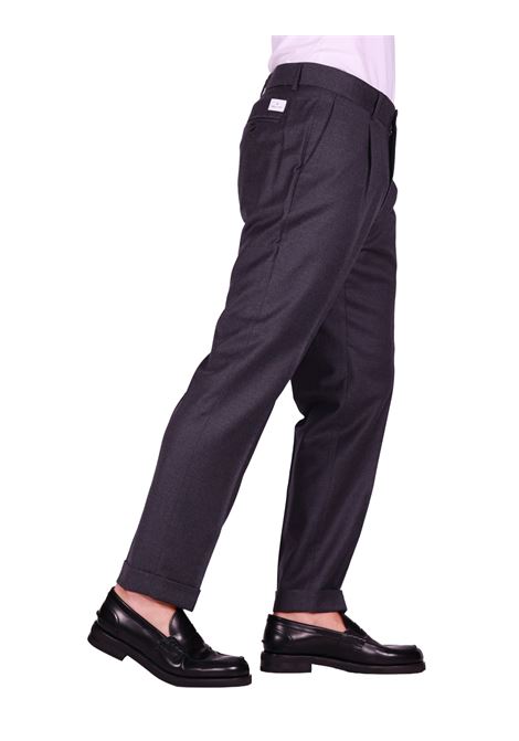 Pantalone Sartoriale con Pince in Lana Comfort Grigio Scuro MANUEL RITZ | Pantaloni | 3932P1658-25050198