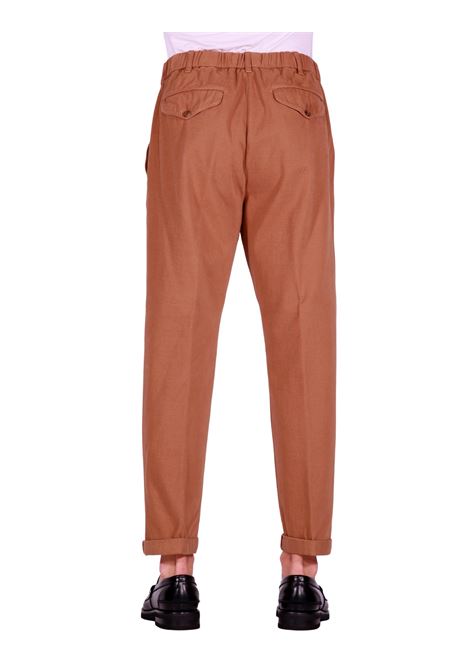 Pantalone Chino con Pince in Cotone e Cashmere MYTHS | Pantaloni | 25WM18ELA-10446