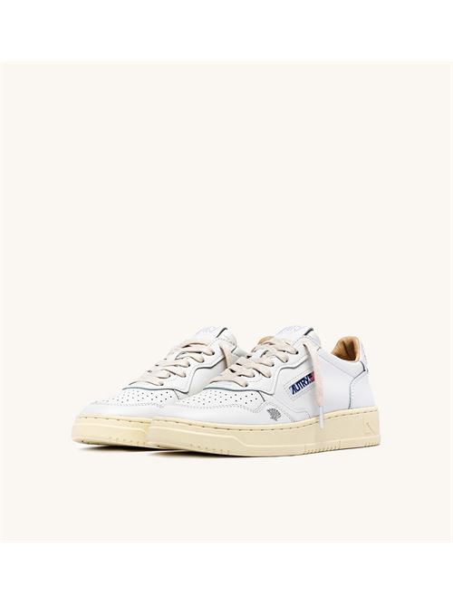 sneakers medalist low in pelle bianca con ricamo Autry | AULW HP02HP02