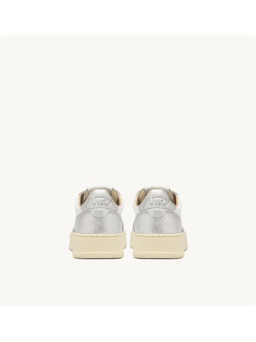 sneakers medalist low bicolor in pelle bianca e metallizzata argento Autry | AULW WB18WB18