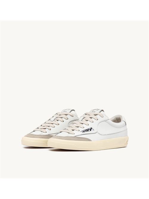 sneakers windscape low in pelle bianca Autry | SCLM UK01UK02