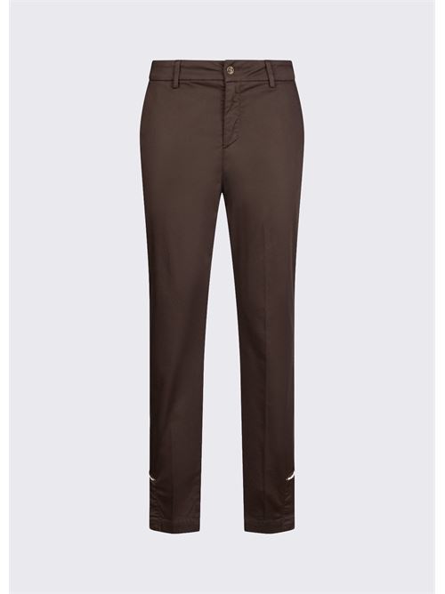 pantaloni chino slim fit<BR/><BR/>