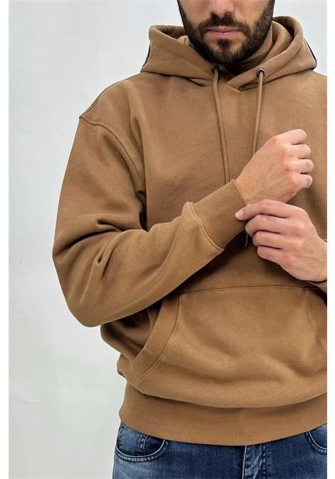 Felpa Cammello con Cappuccio Logato Nero e Polsini a Costine GUESS | Felpa | M4BQ05KBJ31G1R4