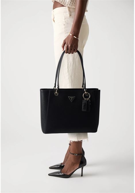 Borsa Tote Noelle II Nera in Saffiano con Charm Logato GUESS | Borsa | HWZG9672250BLA