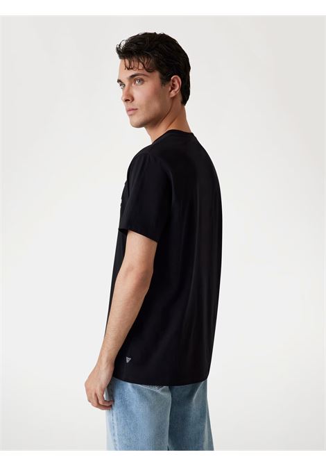 T-shirt nero con Logo Guess a Sbalzo e Vestibilità Regular GUESS | T-shirt | M5YI44KBW41JTMU
