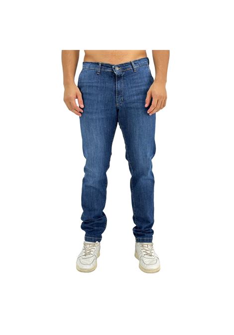 Jeans blu medio con tasche America e vestibilità regolare MORO | Jeans | MIJ2631SJEANS