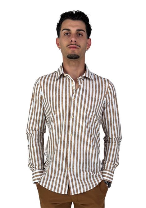 Camicia a Righe color tabacco con Collo Italiano e Maniche Lunghe MARK-UP | Camicia | MK893085TABACCO