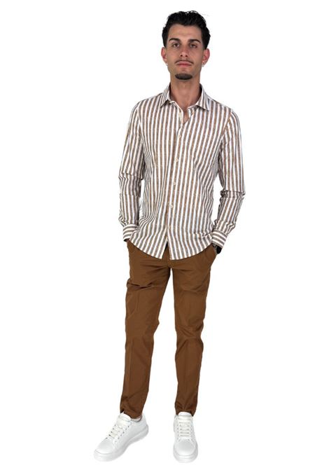 Camicia a Righe color tabacco con Collo Italiano e Maniche Lunghe MARK-UP | Camicia | MK893085TABACCO