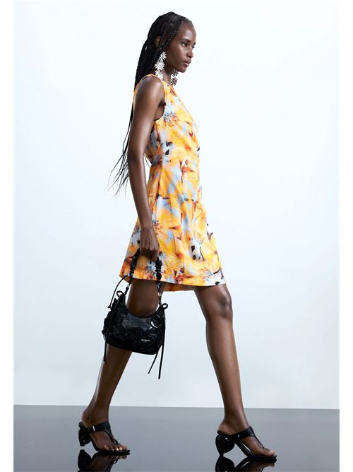 Abito corto con scollo asimmetrico e fantasia floreale 26SWVW50 DESIGUAL | 26SWVW507002