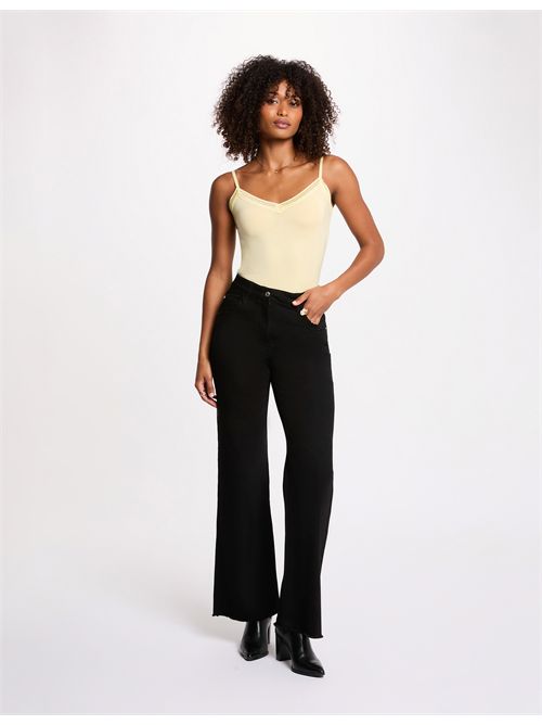  MORGAN DE TOI | BARBA.NJAUNE CLAIR