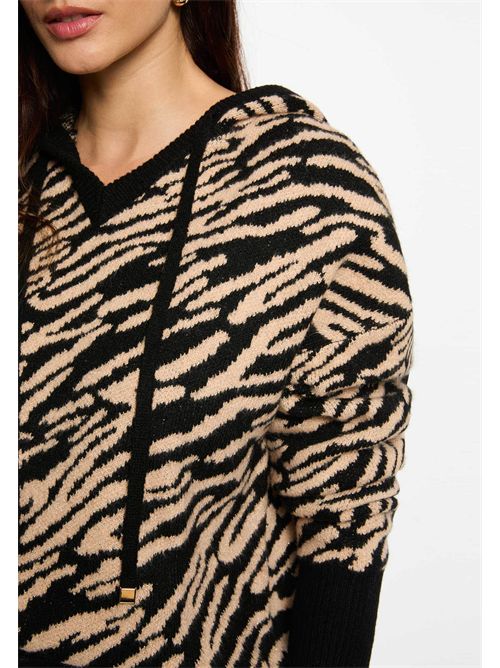  MORGAN DE TOI | MBANCNOIR