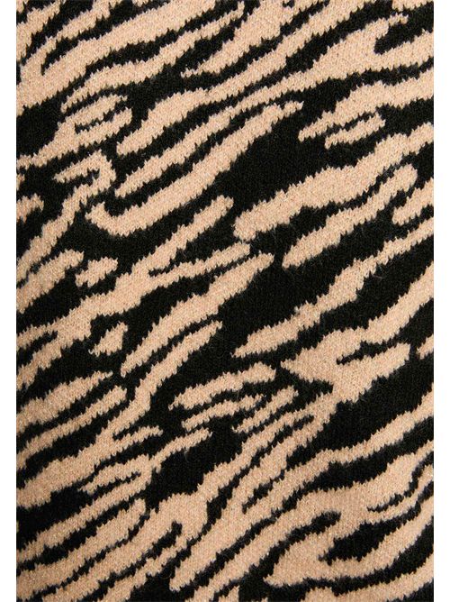  MORGAN DE TOI | MBANCNOIR